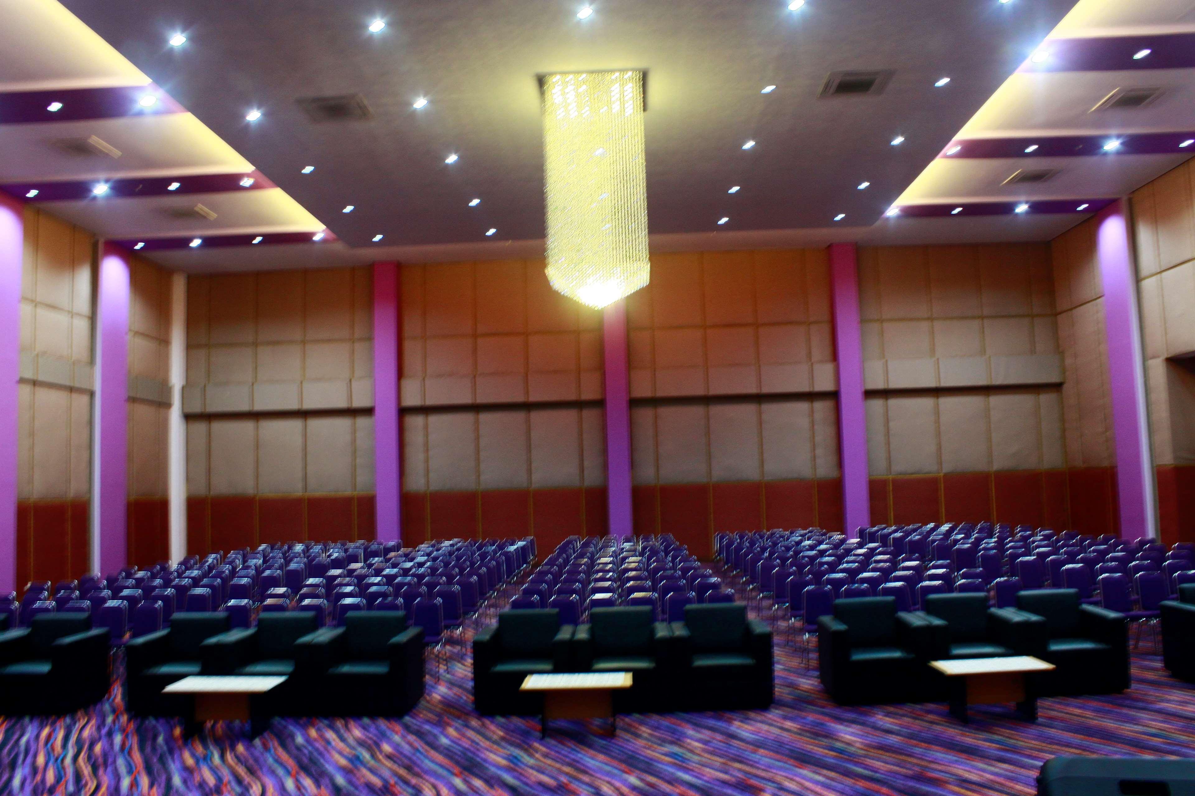 Tanah Grogot Kyriad Sadurengas Hotel מראה חיצוני תמונה